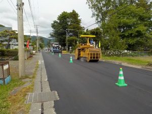 静内中札内線　施工中