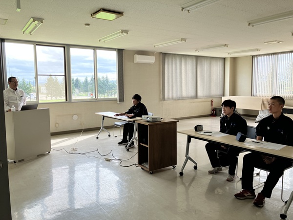 滝川西高校企業訪問学習を行いました！